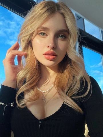 Яна